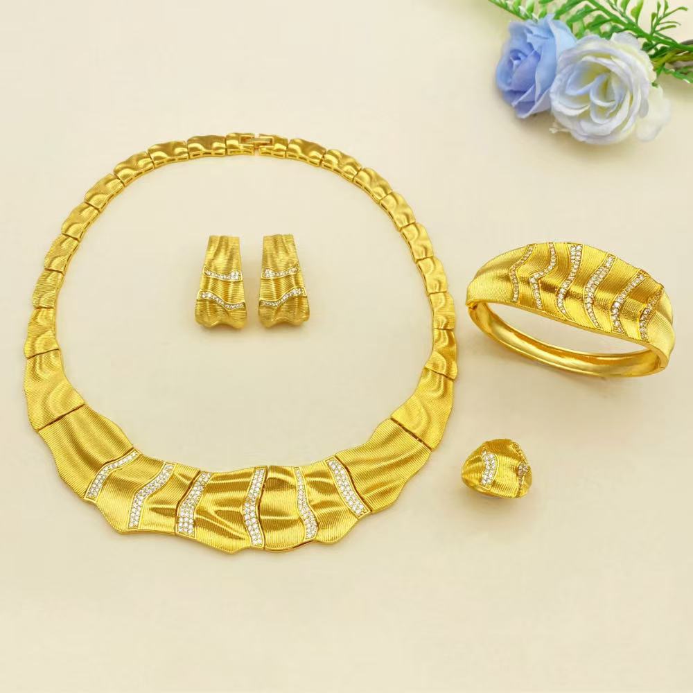 Ensemble de bijoux en laiton p - Women Accessories Uae avis et prix
