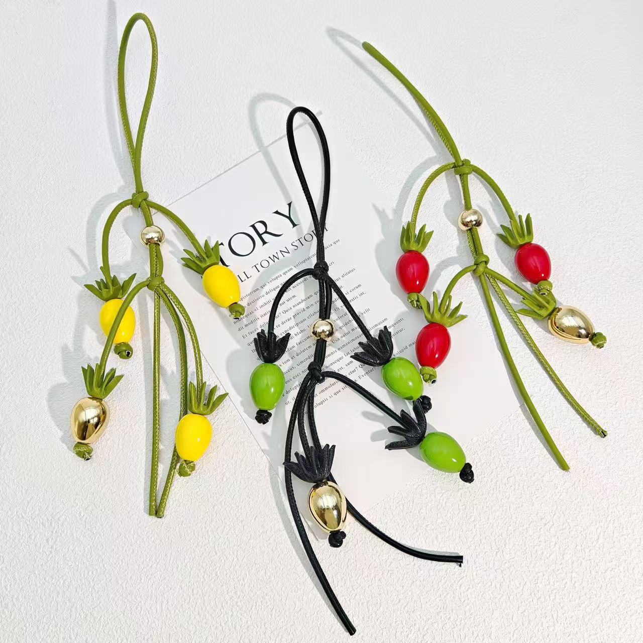 Breloque en cuir de vachette m - Women'S Accessories Loewe avis et prix