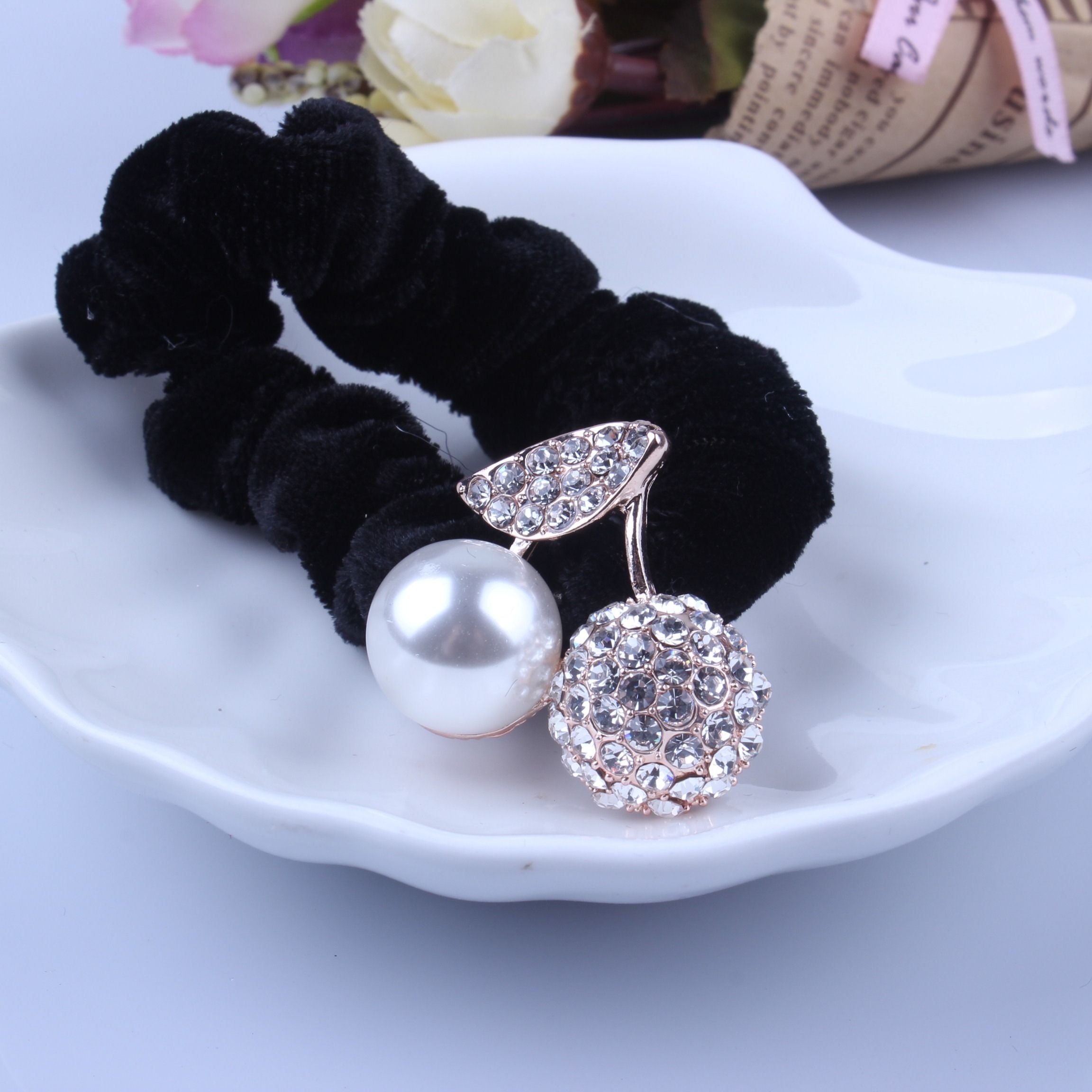 1 élastique à cheveux en velou - Hair Tie Velvet avis et prix